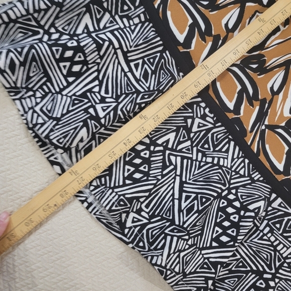 Cato Mixed PrintTan and Black Midi Skirt With Flared Hemline Size 14 / 16 - Picture 7 of 12